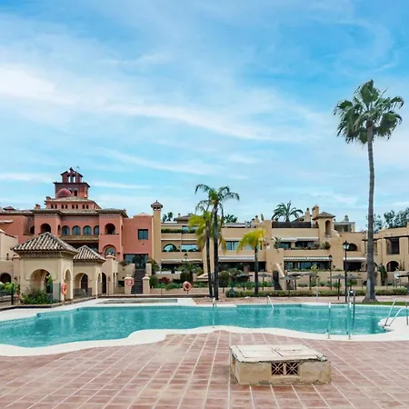 Apartment Fully Renovated Unique 3 Bedroom Penthouse In Cartuja Del Golf Close To San Pedro *